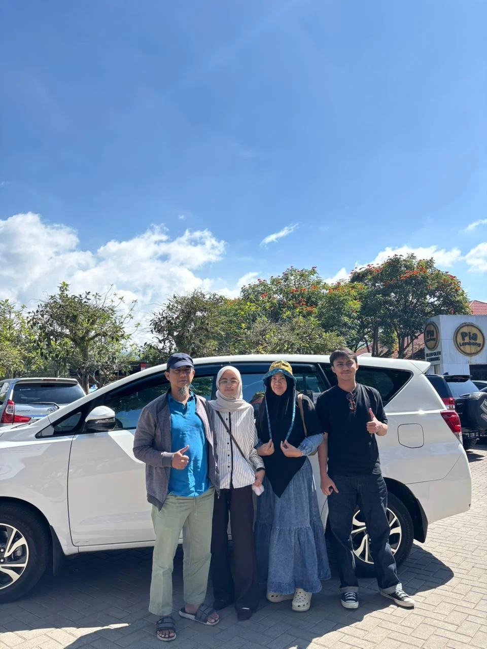 Foto Galeri Wisata Firdaus Rental Mobil